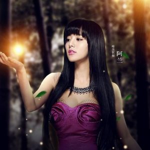 美女露胸无遮挡
