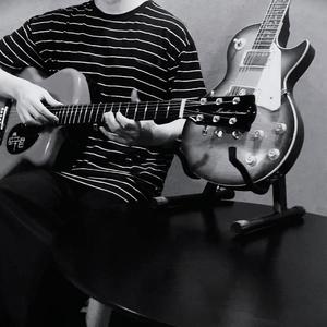 美女露胸无遮挡
